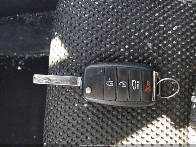 Продажа на аукционе авто 2020 Kia Optima Lx, vin: 5XXGT4L38LG438884, номер лота: 45916252