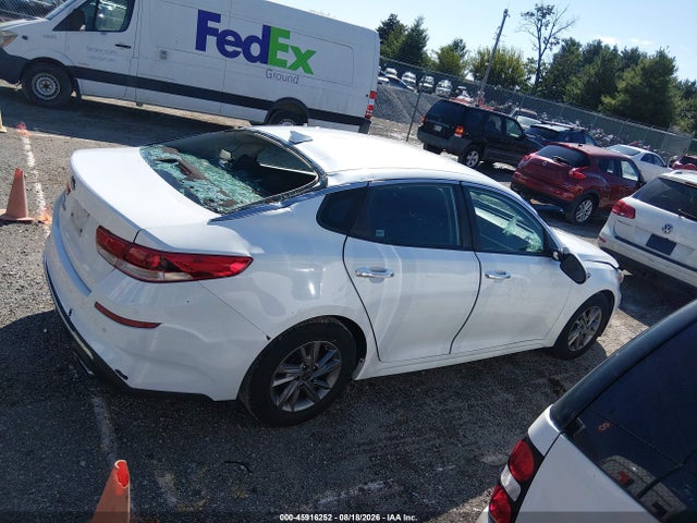 Продажа на аукционе авто 2020 Kia Optima Lx, vin: 5XXGT4L38LG438884, номер лота: 45916252