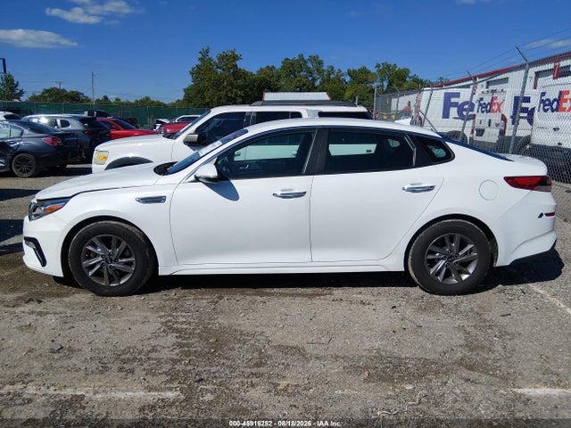 Продажа на аукционе авто 2020 Kia Optima Lx, vin: 5XXGT4L38LG438884, номер лота: 45916252