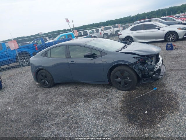 2026 Toyota Prius Le მანქანა იყიდება აუქციონზე, vin: JTDACAAU3T3075247, აუქციონის ნომერი: 45916270