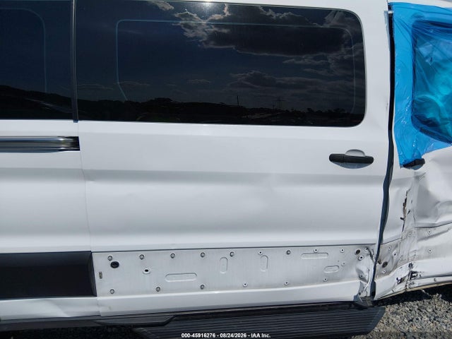 Ford Transit-350 Passenger Van Xlt 2023 1FBAX2Y82PKB09195 Image 8