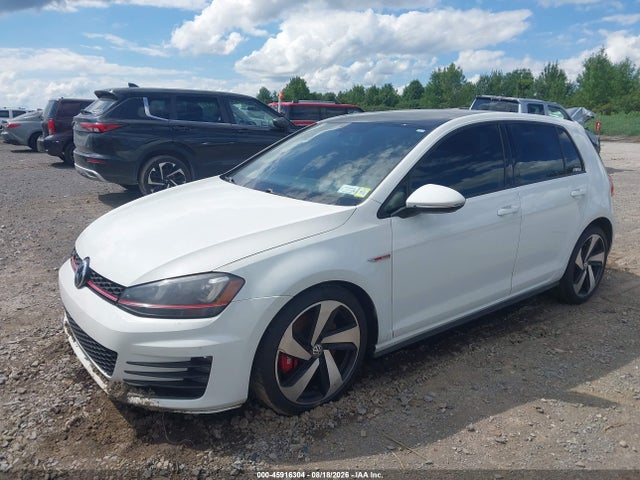2015 Volkswagen Golf Gti 2.0t Autobahn 4-door მანქანა იყიდება აუქციონზე, vin: 3VW4T7AU7FM002575, აუქციონის ნომერი: 45916304