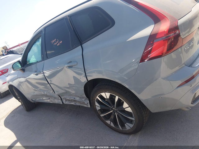 Volvo Xc60 B5 Plus 2026 YV4M12RC2T1481212 Image 14