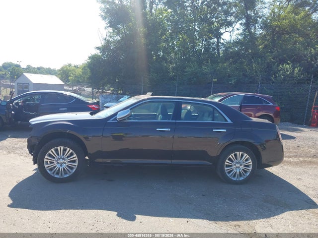 Продаж на аукціоні авто 2013 Chrysler 300c Luxury Series Awd, vin: 2C3CCAST2DH565910, номер лоту: 45916385