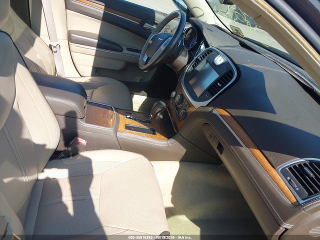 Продаж на аукціоні авто 2013 Chrysler 300c Luxury Series Awd, vin: 2C3CCAST2DH565910, номер лоту: 45916385