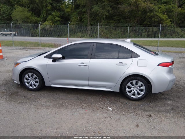 Продажа на аукционе авто 2020 Toyota Corolla Le, vin: 5YFEPRAE4LP056758, номер лота: 45916394