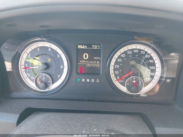 2018 Ram 1500 Express  4x4 6'4 Box მანქანა იყიდება აუქციონზე, vin: 1C6RR7FG4JS205246, აუქციონის ნომერი: 45916480