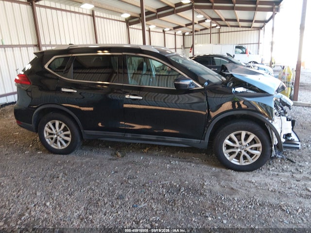 2017 Nissan Rogue Sv მანქანა იყიდება აუქციონზე, vin: 5N1AT2MV1HC851579, აუქციონის ნომერი: 45916508