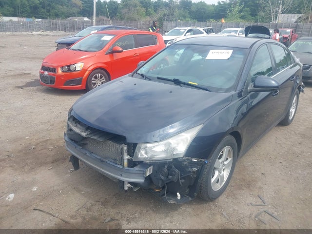 Chevrolet Cruze 1lt Auto 2014 1G1PC5SB2E7402403 Image 2