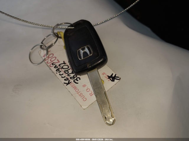 Продажа на аукционе авто 2016 Honda Fit Lx, vin: JHMGK5H51GX015936, номер лота: 45916556
