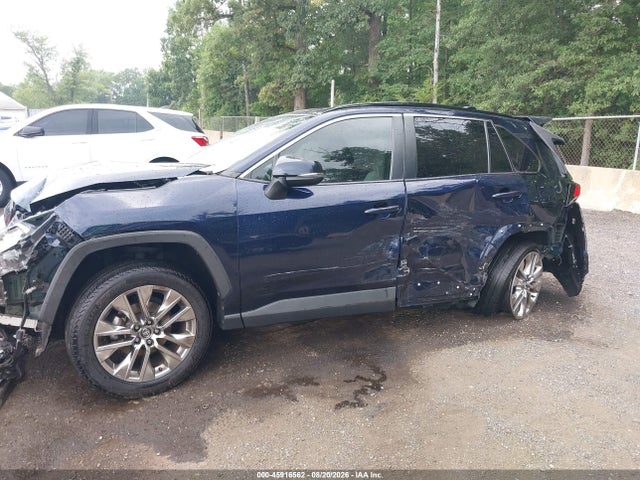 Продаж на аукціоні авто 2020 Toyota Rav4 Xle Premium, vin: 2T3A1RFV0LW093000, номер лоту: 45916562