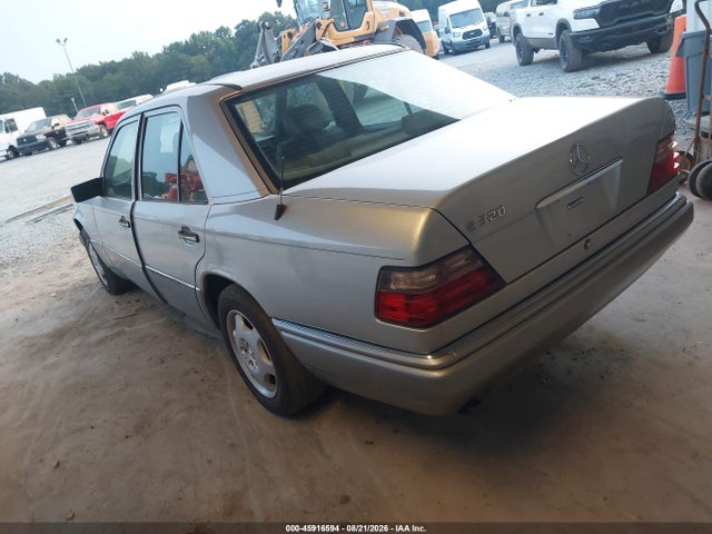 Продажа на аукционе авто 1995 Mercedes-benz E 320 Base/320 Special, vin: WDBEA32E7SC256911, номер лота: 45916594
