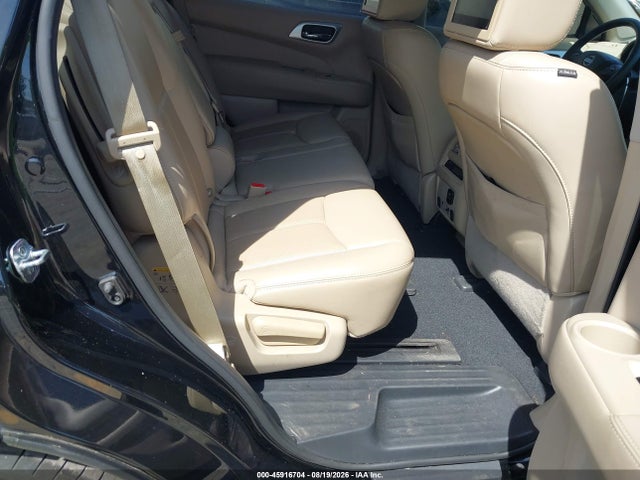 Продажа на аукционе авто 2017 Nissan Pathfinder Platinum, vin: 5N1DR2MM2HC625926, номер лота: 45916704
