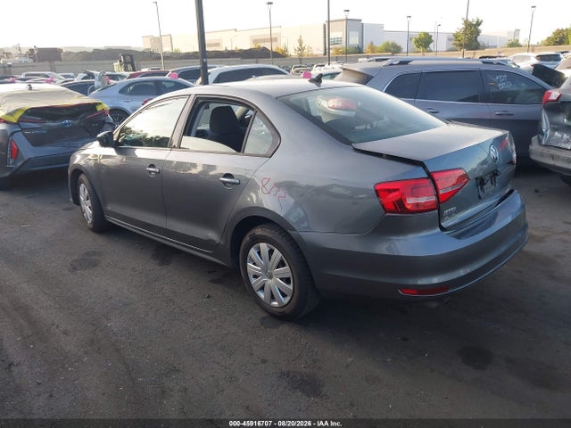 3VW2K7AJXFM412612 Volkswagen Jetta 2.0l S