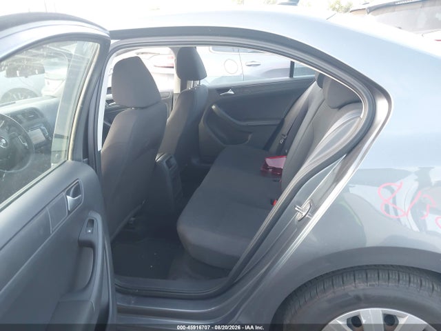 3VW2K7AJXFM412612 Volkswagen Jetta 2.0l S
