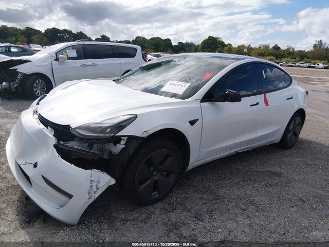 2021 Tesla Model 3 Standard Range Plus Rear-wheel Drive მანქანა იყიდება აუქციონზე, vin: 5YJ3E1EA8MF981885, აუქციონის ნომერი: 45916713