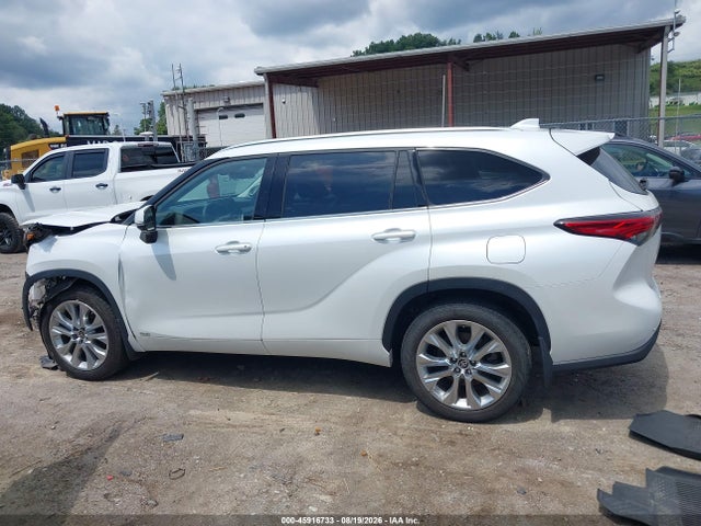 Продаж на аукціоні авто 2023 Toyota Highlander Hybrid Limited, vin: 5TDXBRCH6PS109682, номер лоту: 45916733