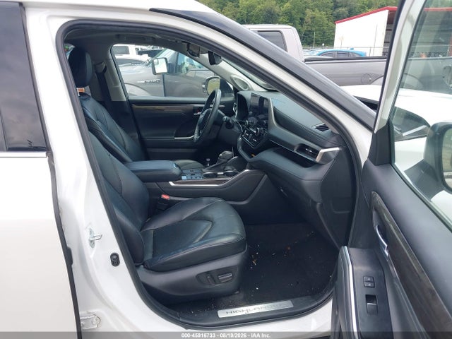 Продаж на аукціоні авто 2023 Toyota Highlander Hybrid Limited, vin: 5TDXBRCH6PS109682, номер лоту: 45916733