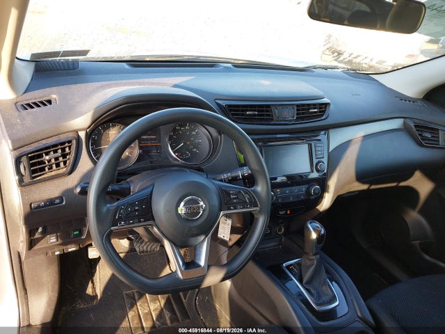 JN1BJ1CR3KW312340 Nissan Rogue Sport S