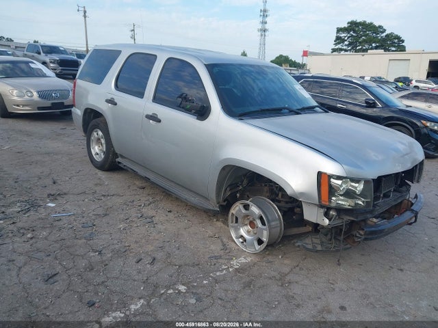 45916863 :رقم المزاد ، 1GNLC2E02BR325294 vin ، 2011 Chevrolet Tahoe Commercial مزاد بيع