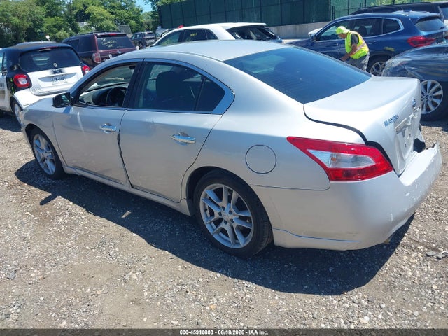 2010 Nissan Maxima 3.5 S მანქანა იყიდება აუქციონზე, vin: 1N4AA5AP1AC865947, აუქციონის ნომერი: 45916883