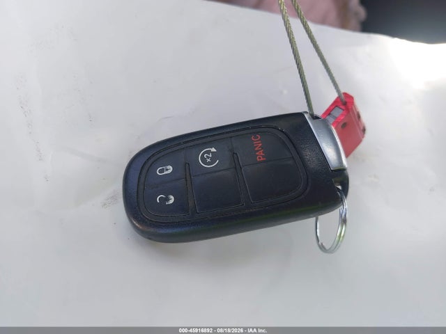Продажа на аукционе авто 2016 Jeep Cherokee Limited, vin: 1C4PJMDB1GW197136, номер лота: 45916892