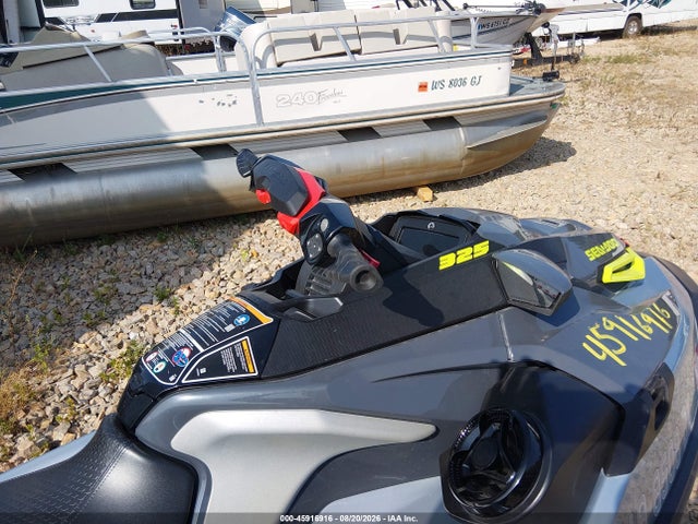 45916916 :رقم المزاد ، YDV42578L324 vin ، 2024 Seadoo Rxt مزاد بيع