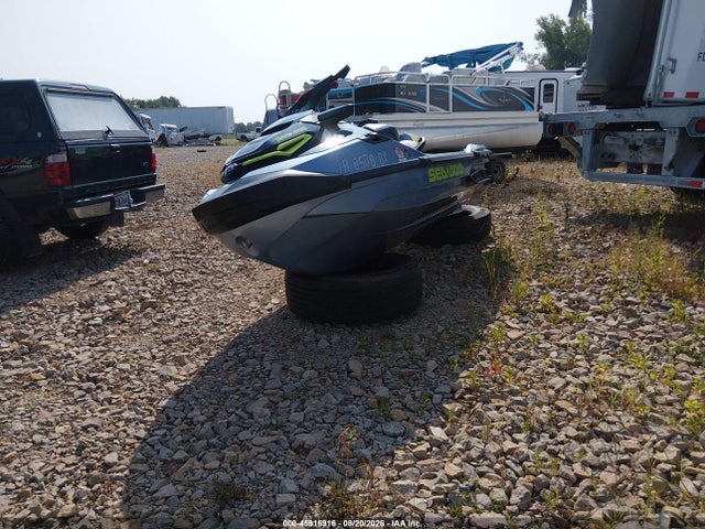 45916916 :رقم المزاد ، YDV42578L324 vin ، 2024 Seadoo Rxt مزاد بيع