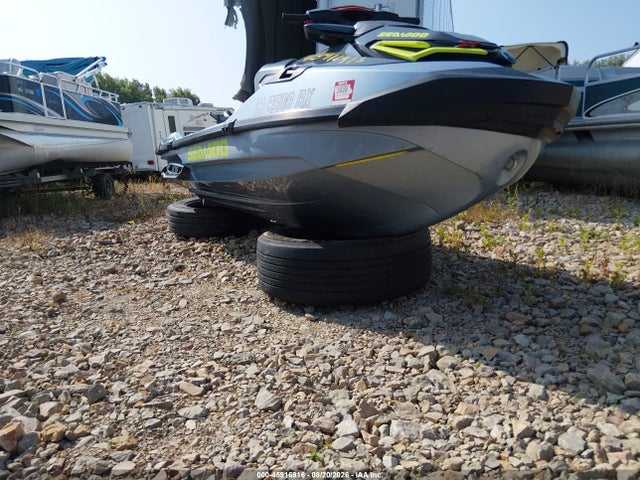 45916916 :رقم المزاد ، YDV42578L324 vin ، 2024 Seadoo Rxt مزاد بيع