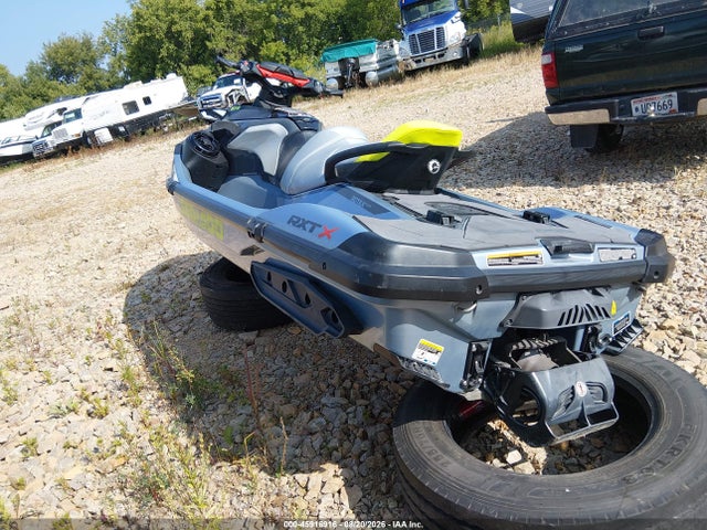 45916916 :رقم المزاد ، YDV42578L324 vin ، 2024 Seadoo Rxt مزاد بيع
