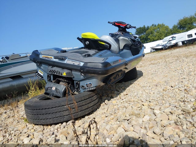 45916916 :رقم المزاد ، YDV42578L324 vin ، 2024 Seadoo Rxt مزاد بيع