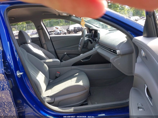 Продаж на аукціоні авто 2022 Hyundai Elantra Sel, vin: 5NPLM4AG4NH082393, номер лоту: 45916927