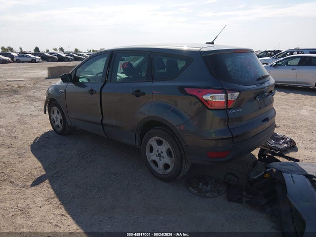 2018 Ford Escape S მანქანა იყიდება აუქციონზე, vin: 1FMCU0F70JUB41758, აუქციონის ნომერი: 45917001