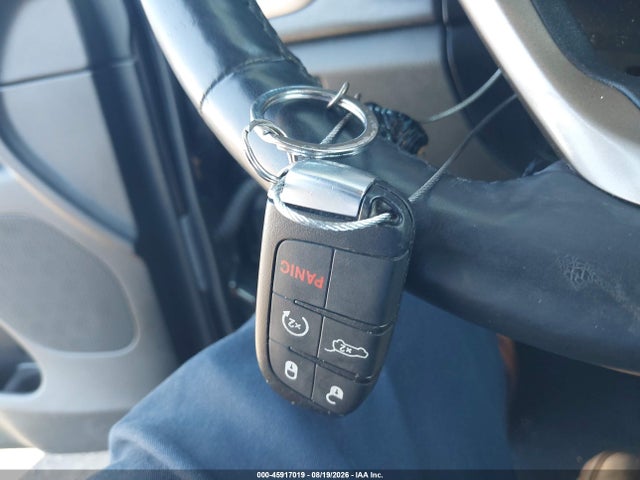 45917019 :رقم المزاد ، 1C4RJFAG1FC625646 vin ، 2015 Jeep Grand Cherokee Altitude مزاد بيع