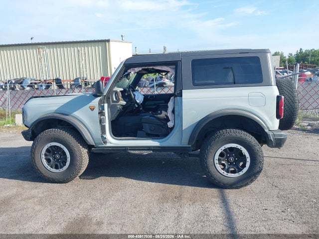 2022 Ford Bronco Badlands მანქანა იყიდება აუქციონზე, vin: 1FMDE5CP8NLB81665, აუქციონის ნომერი: 45917030