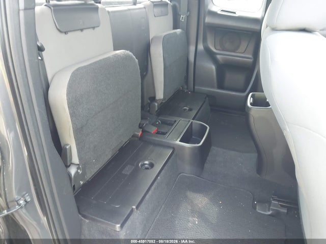 5TFSX5EN4GX044560 Toyota Tacoma Sr5