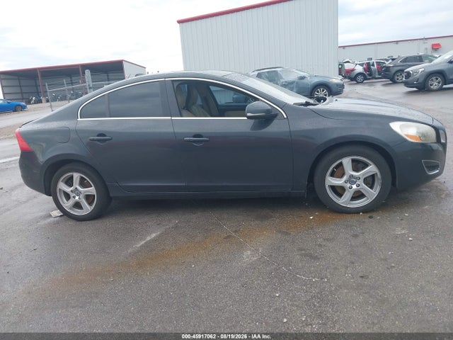 Продажа на аукционе авто 2013 Volvo S60 T5, vin: YV1612FS7D2199306, номер лота: 45917062