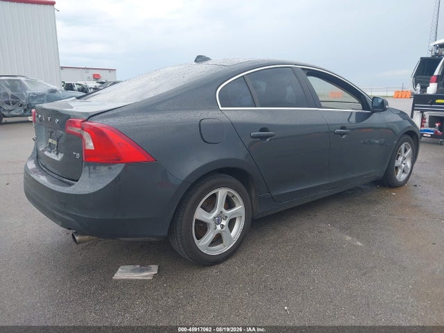 Продажа на аукционе авто 2013 Volvo S60 T5, vin: YV1612FS7D2199306, номер лота: 45917062