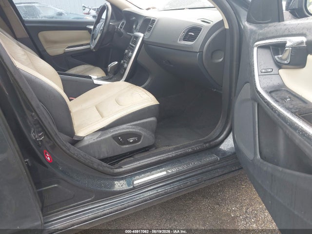 Продажа на аукционе авто 2013 Volvo S60 T5, vin: YV1612FS7D2199306, номер лота: 45917062