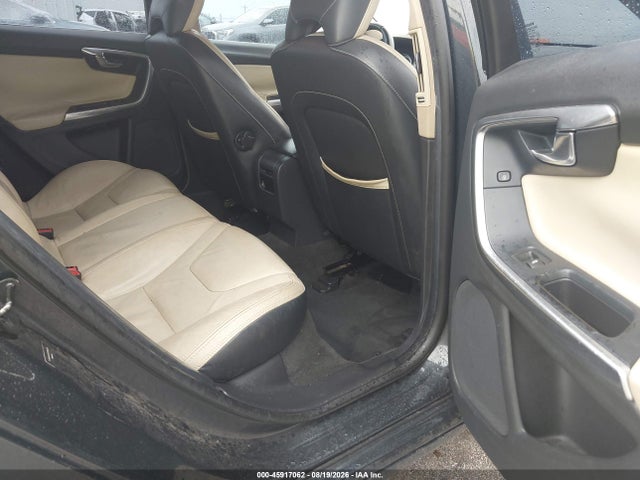 Продажа на аукционе авто 2013 Volvo S60 T5, vin: YV1612FS7D2199306, номер лота: 45917062