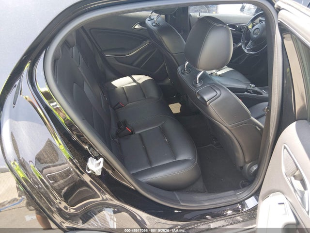 2016 Mercedes-benz Gla 250 მანქანა იყიდება აუქციონზე, vin: WDCTG4EB3GJ200928, აუქციონის ნომერი: 45917098