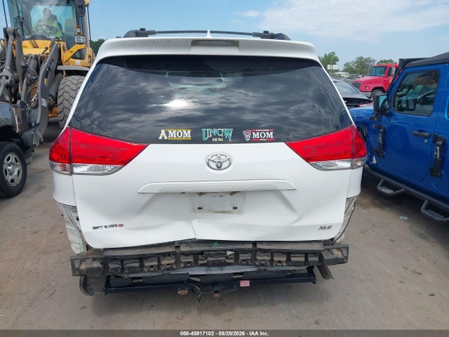 Aukcja sprzedaży 2011 Toyota Sienna Xle V6, vin: 5TDYK3DCXBS157800, numer aukcji: 45917102