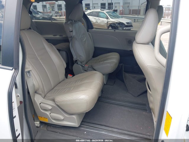 Aukcja sprzedaży 2011 Toyota Sienna Xle V6, vin: 5TDYK3DCXBS157800, numer aukcji: 45917102