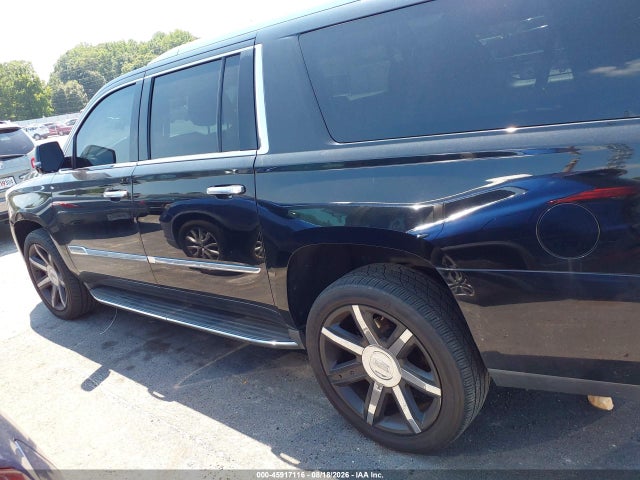 45917116 :رقم المزاد ، 1GYS3HKJ2HR144171 vin ، 2017 Cadillac Escalade Esv Luxury مزاد بيع