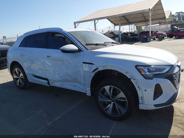 Audi Q8 E-tron Premium Plus Quattro 2024 WA15AAGE0RB031321 Image 14
