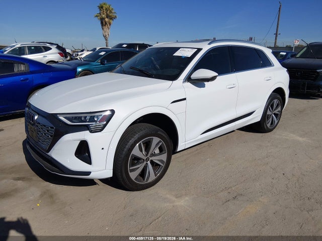 Audi Q8 E-tron Premium Plus Quattro 2024 WA15AAGE0RB031321 Image 2
