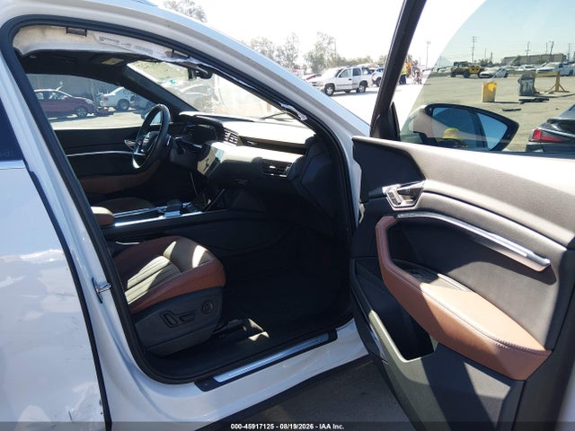 Audi Q8 E-tron Premium Plus Quattro 2024 WA15AAGE0RB031321 Image 5