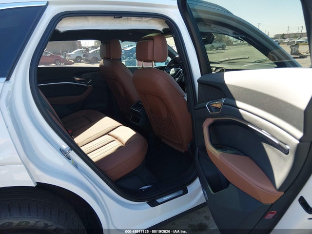 Audi Q8 E-tron Premium Plus Quattro 2024 WA15AAGE0RB031321 Image 8