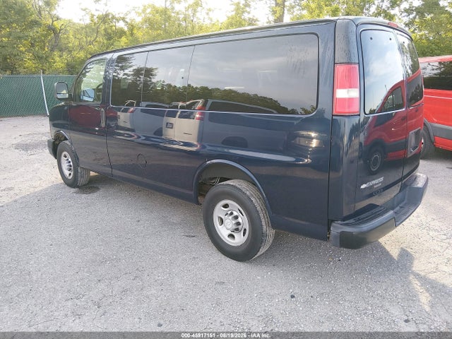 45917151 :رقم المزاد ، 1GAWGPFFXF1281469 vin ، 2015 Chevrolet Express 2500 Ls مزاد بيع