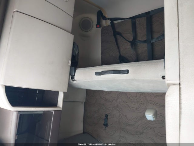 Продажа на аукционе авто 2015 Volvo Vn Vnl, vin: 4V4NC9EH4FN919144, номер лота: 45917179